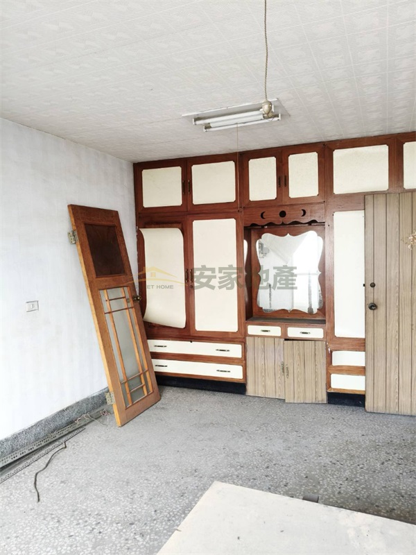 斗六北平路透天店面房屋室內格局與周邊環境