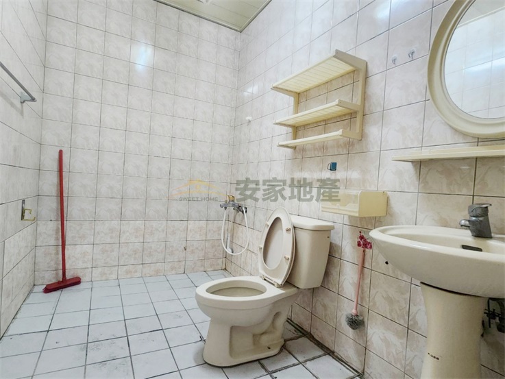 向陽街信義國小第一排美透天房屋室內格局與周邊環境