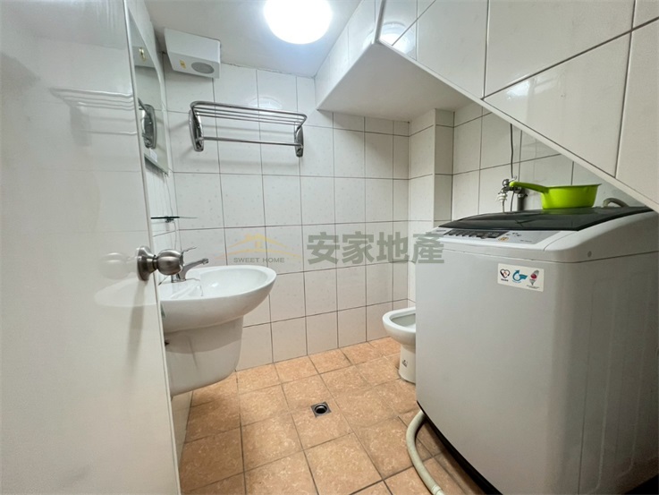 近陽明國中輕屋齡透天房屋室內格局與周邊環境