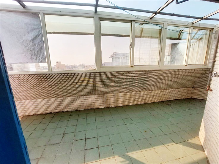 成功路精華區電梯美廈房屋室內格局與周邊環境