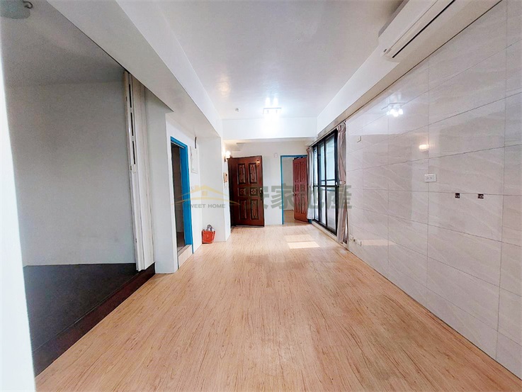 成功路精華區電梯美廈房屋室內格局與周邊環境