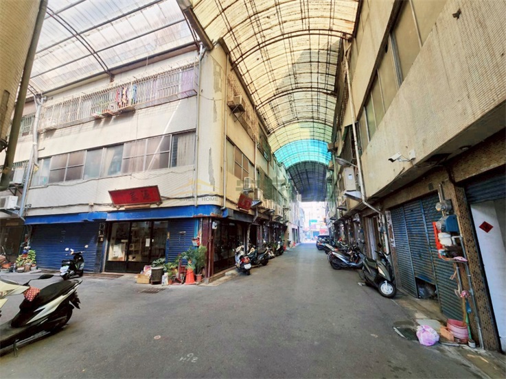 彰化車站旁商業區透天1房屋室內格局與周邊環境