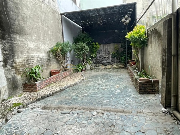 彰化市南北戲曲館大透天房屋室內格局與周邊環境