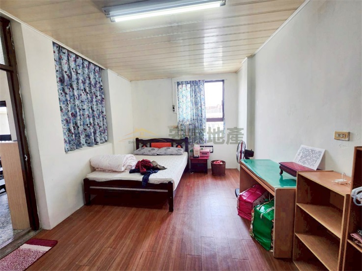 中華路橋邊間廠住房屋室內格局與周邊環境