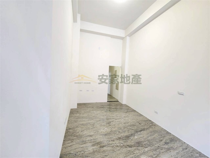 正南郭路電梯全新豪宅房屋室內格局與周邊環境