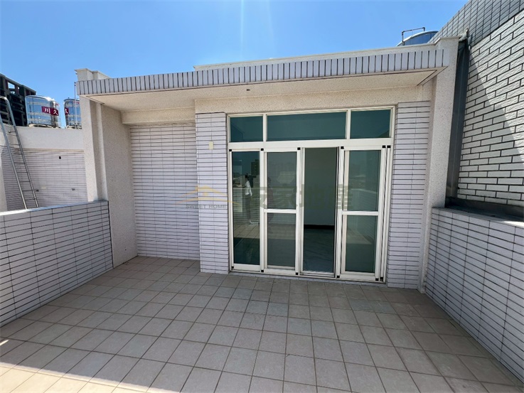彰興國中旁正埔西街黃金電梯店墅房屋室內格局與周邊環境