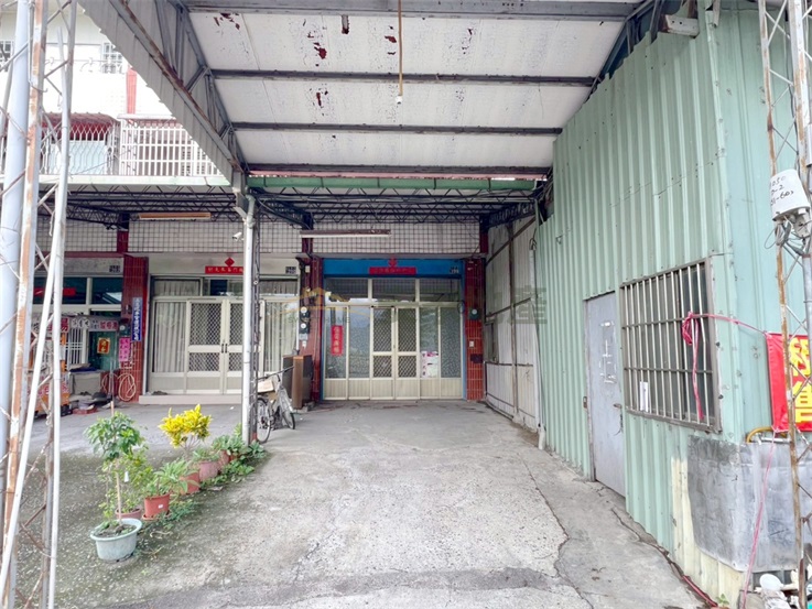 集集火車站邊間車庫透天房屋室內格局與周邊環境