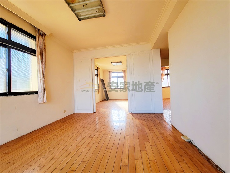 近中彰景觀大地坪庭園別墅房屋室內格局與周邊環境