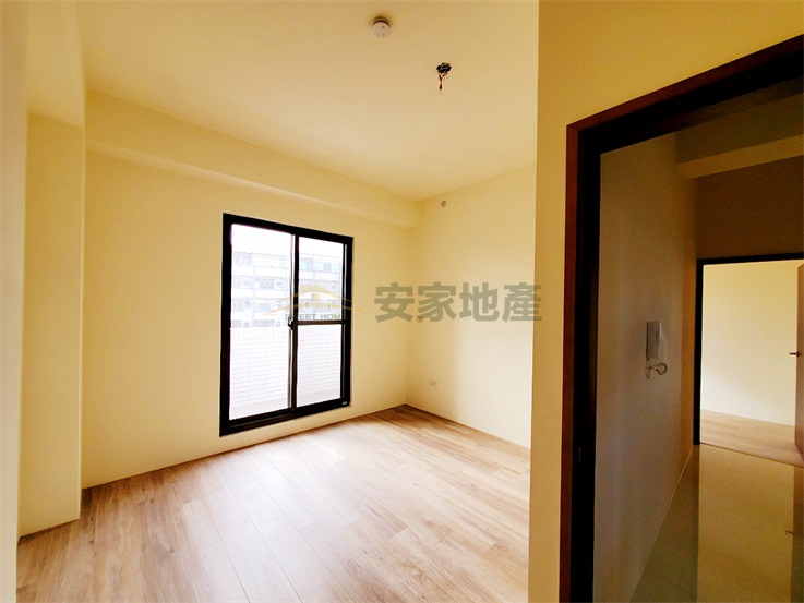 永芳全新電梯美寬墅房屋室內格局與周邊環境