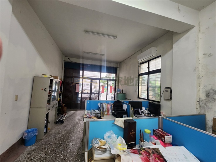 花壇台中銀行旁邊間美透天房屋室內格局與周邊環境