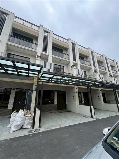 埔鹽國中旁全新三樓美墅房屋室內格局與周邊環境