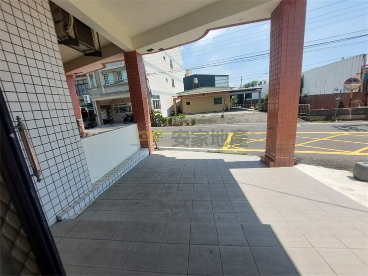 和美東發路邊間店住房屋室內格局與周邊環境