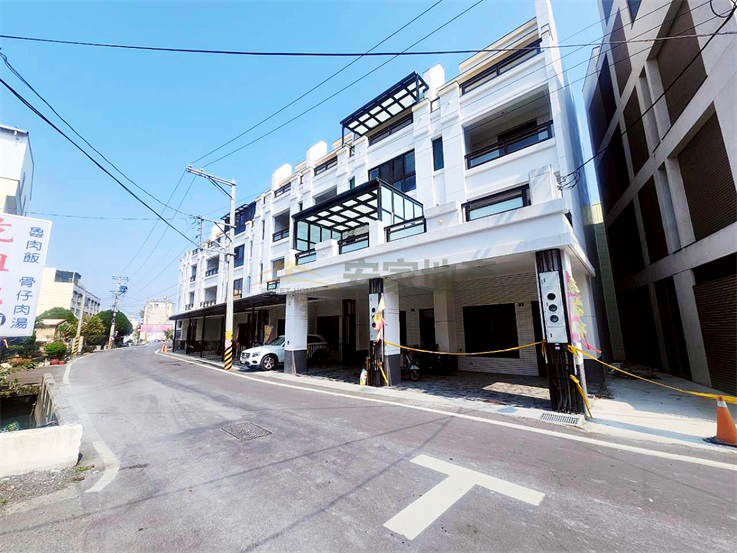 近明正國小全新邊間雙車電梯別墅房屋室內格局與周邊環境