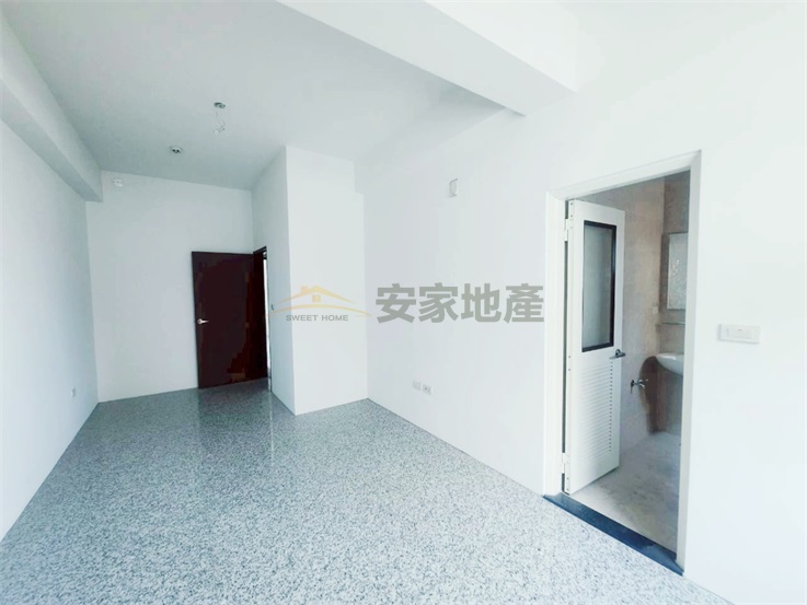 近明正國小全新邊間雙車電梯別墅房屋室內格局與周邊環境