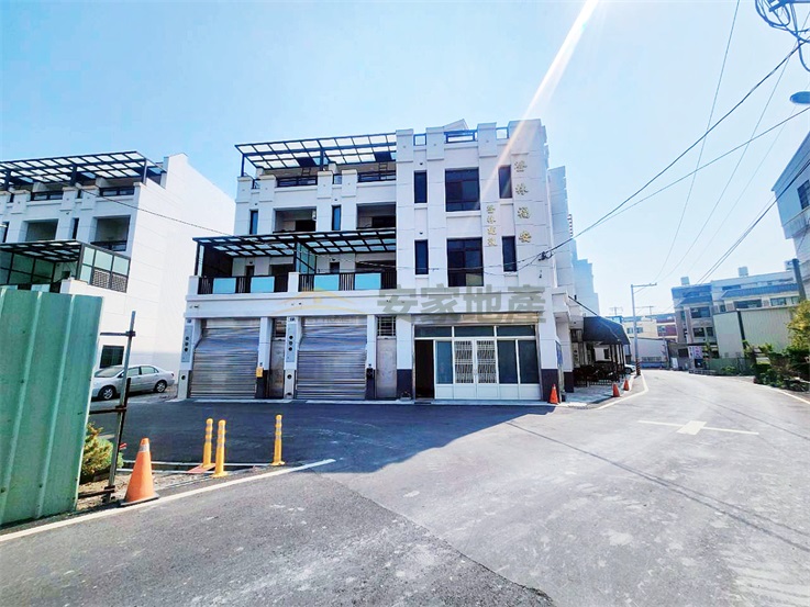 近明正國小全新角間電梯別墅房屋室內格局與周邊環境