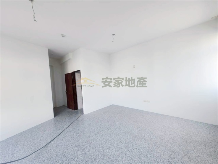 近明正國小全新角間電梯別墅房屋室內格局與周邊環境