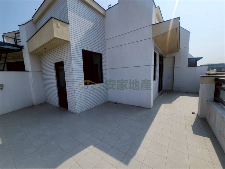 近明正國小全新角間電梯別墅房屋室內格局與周邊環境