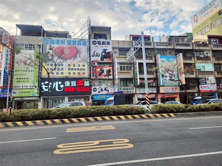 員基對面現有收租金店住房屋室內格局與周邊環境