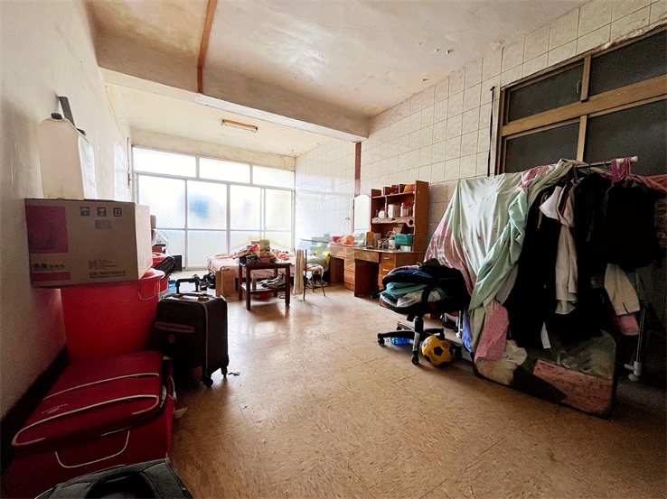 和頭路靜巷透天房屋室內格局與周邊環境