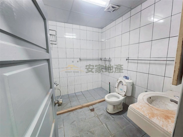 員林近員鹿路透天房屋室內格局與周邊環境