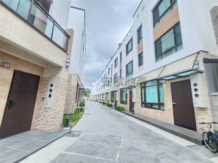 田中君順全新雙車別墅房屋室內格局與周邊環境