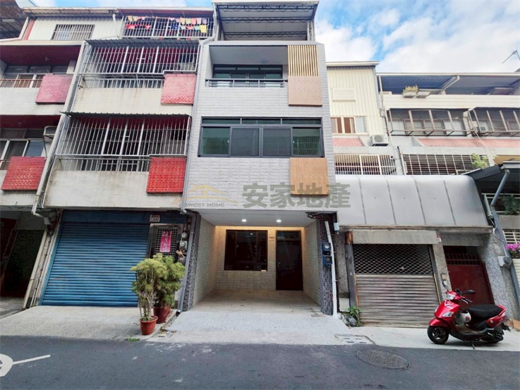 近圓林園全新整理騎樓車墅房屋室內格局與周邊環境