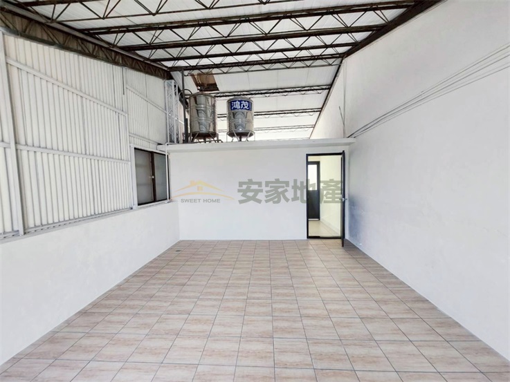 近圓林園全新整理騎樓車墅房屋室內格局與周邊環境