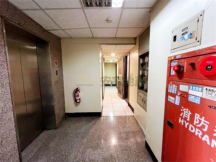 員林中正華廈套房房屋室內格局與周邊環境