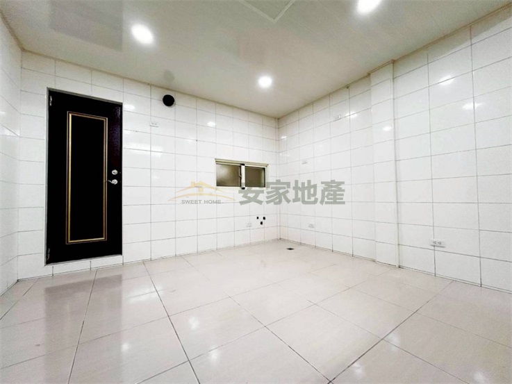 彰化農會旁整棟翻新孝親透天房屋室內格局與周邊環境