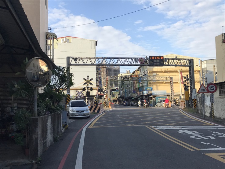 長順街一彎透天房屋室內格局與周邊環境