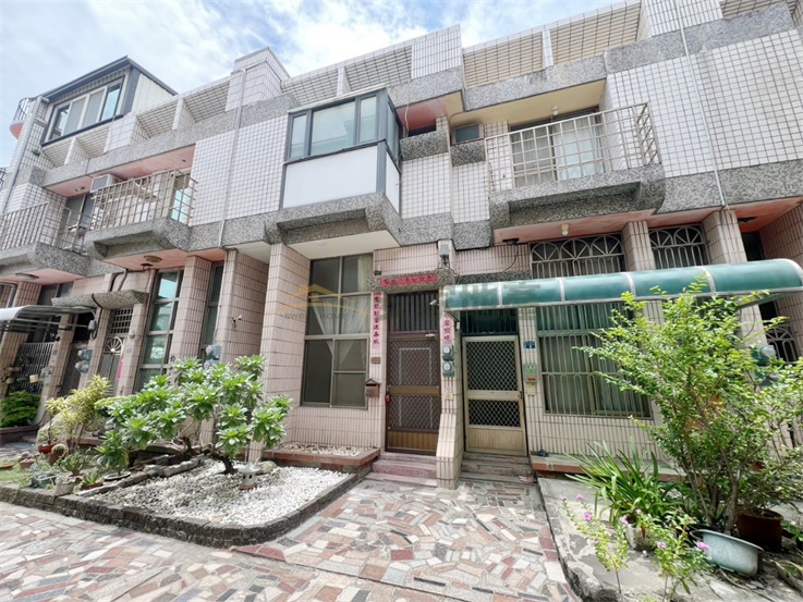 和美德美公園雙車美墅房屋室內格局與周邊環境