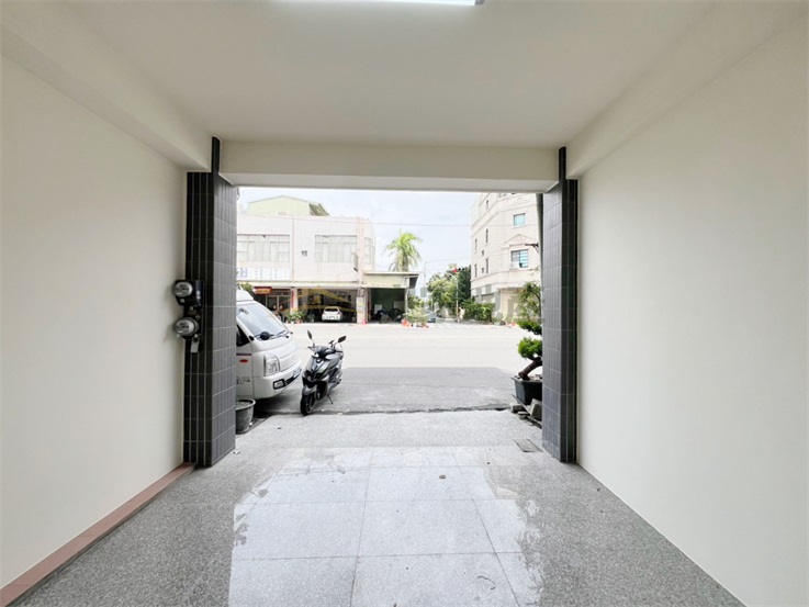正彰水路全新整理店住房屋室內格局與周邊環境