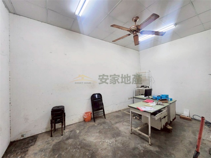 花壇中山路旁丁建大面寬廠房房屋室內格局與周邊環境