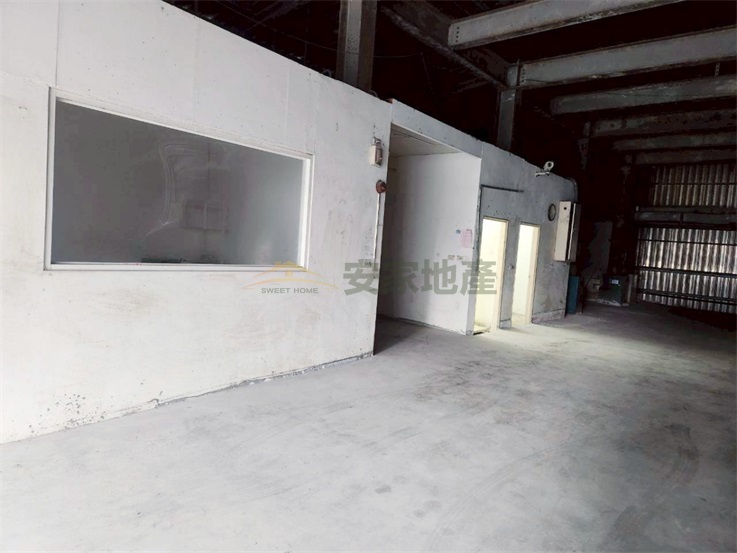花壇中山路旁丁建大面寬廠房房屋室內格局與周邊環境