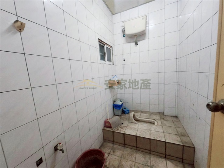 花壇中山路旁丁建大面寬廠房房屋室內格局與周邊環境