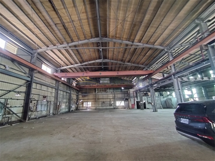 鹿港彰濱鋼造大廠房房屋室內格局與周邊環境