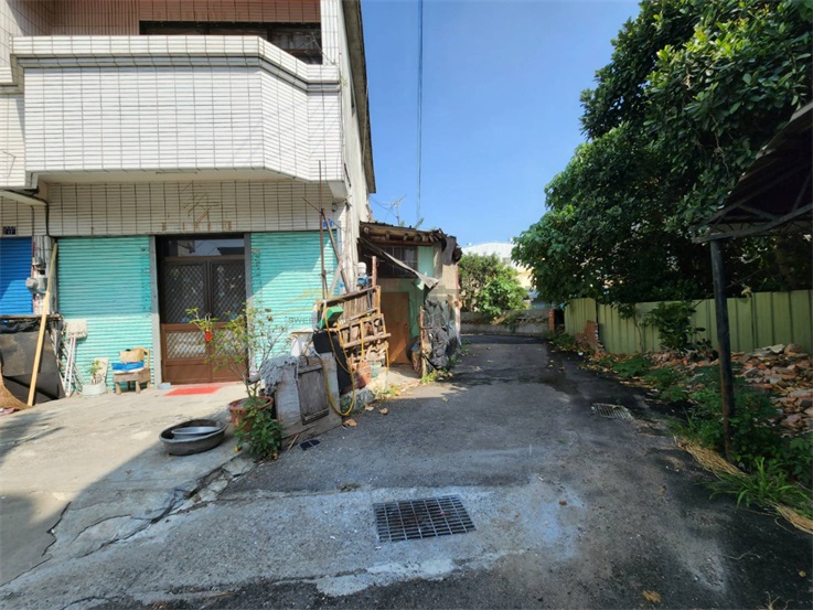 花壇方正乙建房屋室內格局與周邊環境