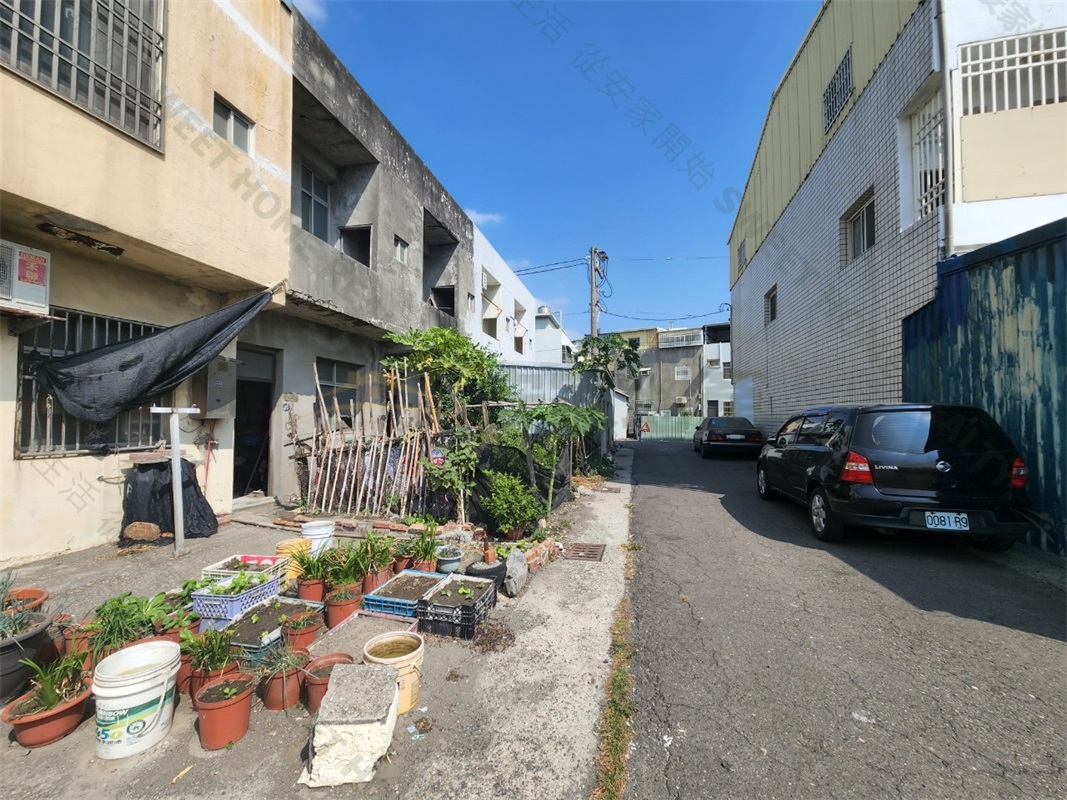 芳苑運動公園附近建地房屋室內格局與周邊環境