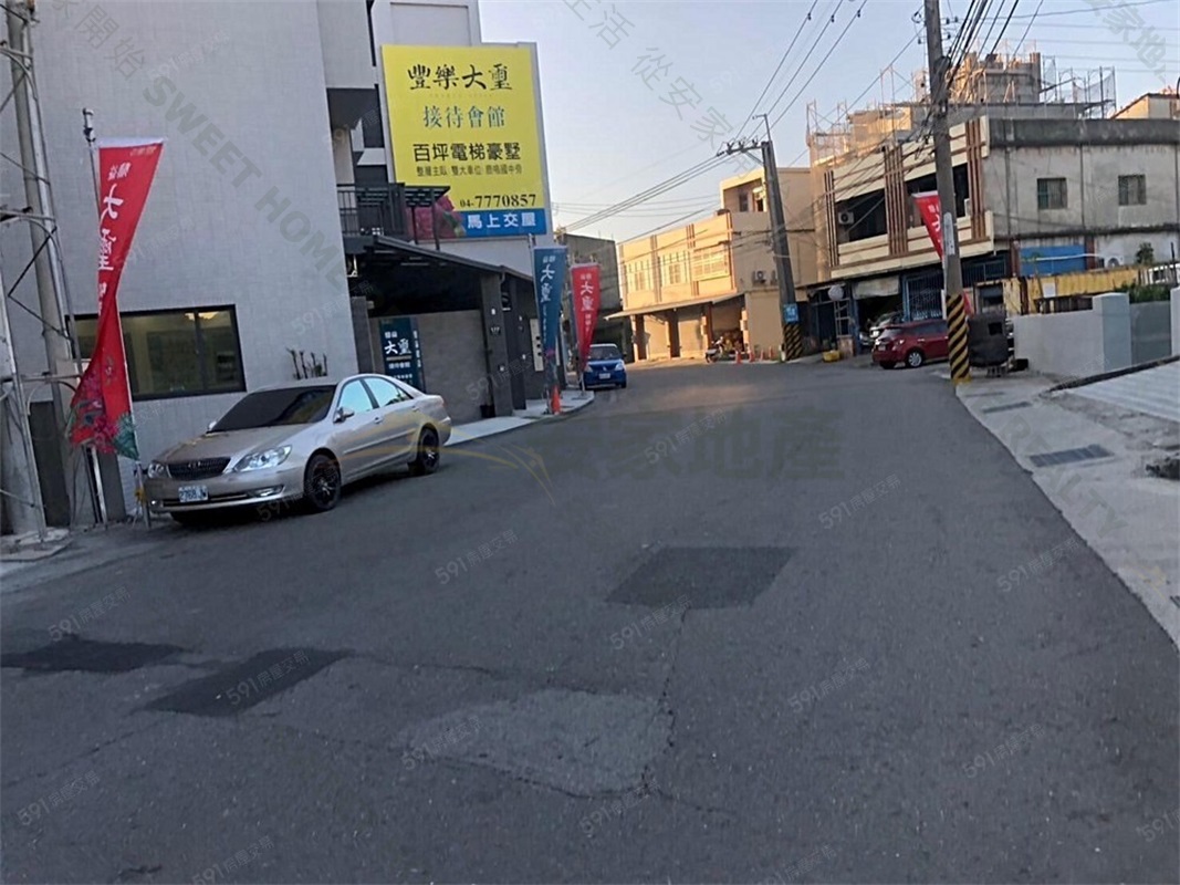 草港正頂草路建地房屋室內格局與周邊環境