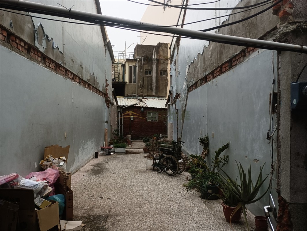 民族商圈稀有建地房屋室內格局與周邊環境