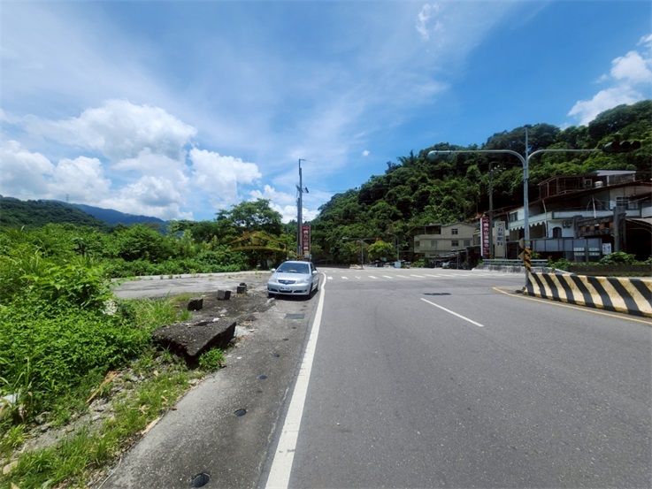 南投國姓中正路旁大面寬甲建房屋室內格局與周邊環境