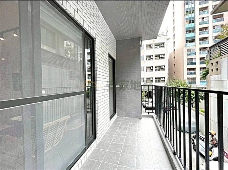 台中市健行路全新整理透天房屋室內格局與周邊環境