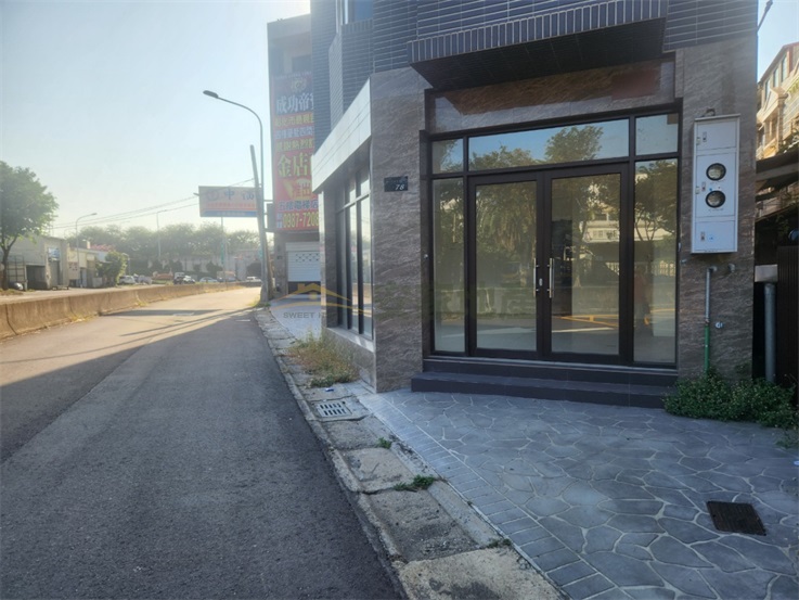精誠帝寶 電梯店墅房屋室內格局與周邊環境