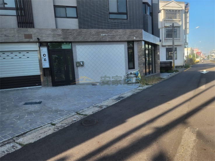 精誠帝寶 電梯店墅房屋室內格局與周邊環境