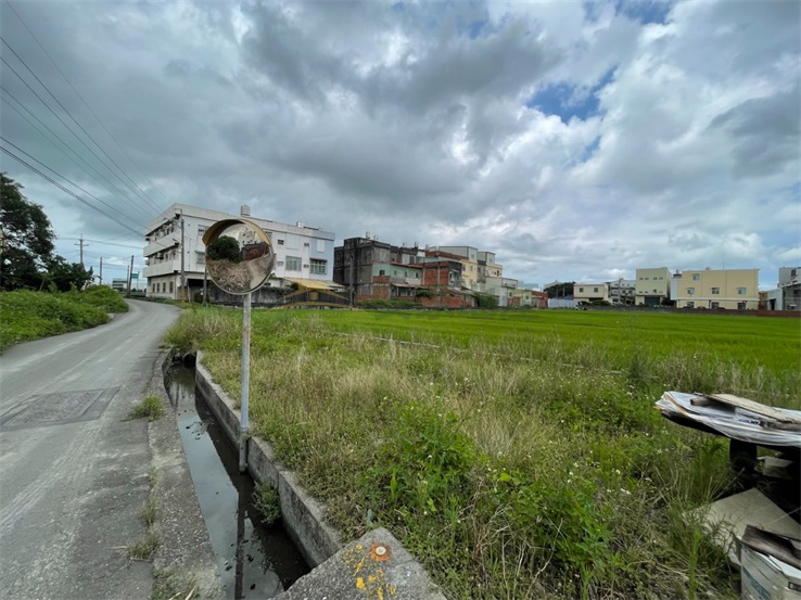 秀水秀安百坪美建地房屋室內格局與周邊環境