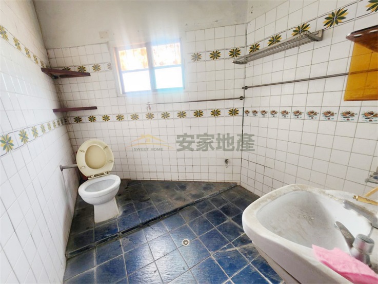 花壇國中旁大地坪俗透天房屋室內格局與周邊環境