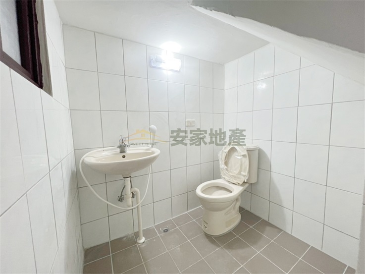 長順街全新整理透天房屋室內格局與周邊環境