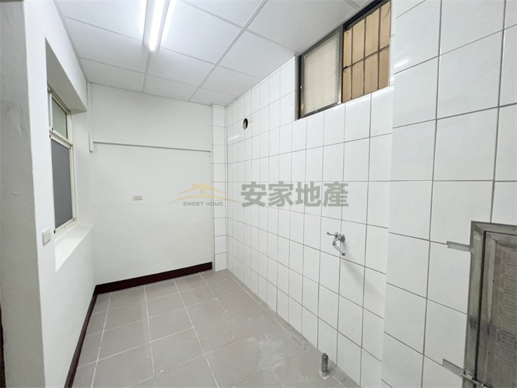 長順街全新整理透天房屋室內格局與周邊環境