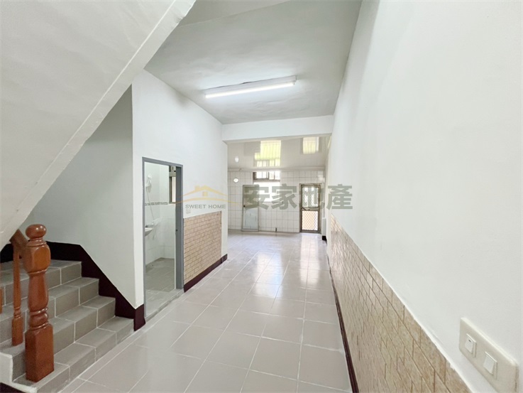 近金馬路低總價透天房屋室內格局與周邊環境