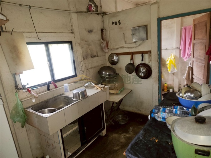 南投中寮6分農牧用地有鐵皮屋房屋室內格局與周邊環境